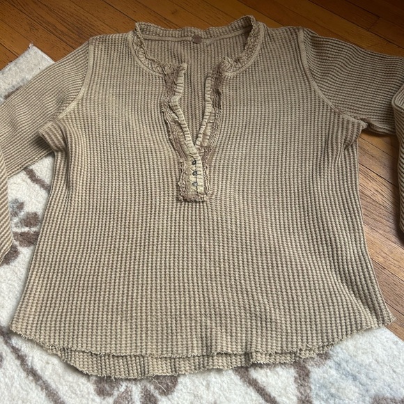 Free People One Colt Thermal - Picture 3 of 8